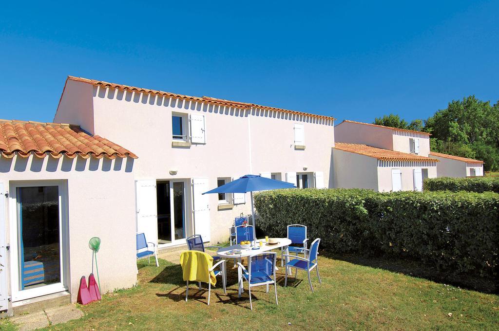 Residence Odalys Le Village Des Amareyeurs Le Château-dʼOléron Zewnętrze zdjęcie