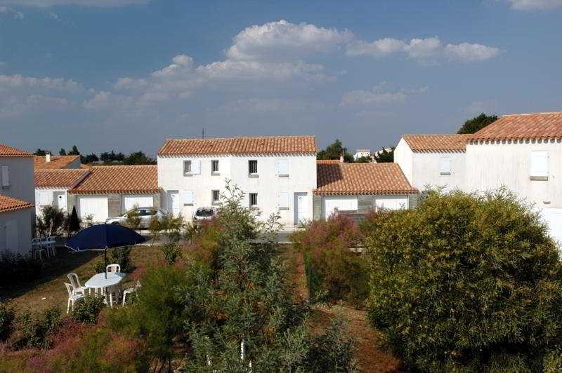 Residence Odalys Le Village Des Amareyeurs Le Château-dʼOléron Zewnętrze zdjęcie