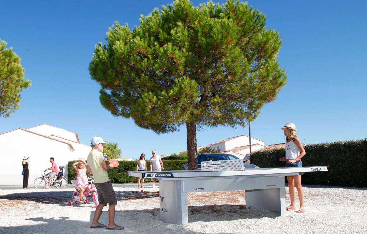 Residence Odalys Le Village Des Amareyeurs Le Château-dʼOléron Zewnętrze zdjęcie